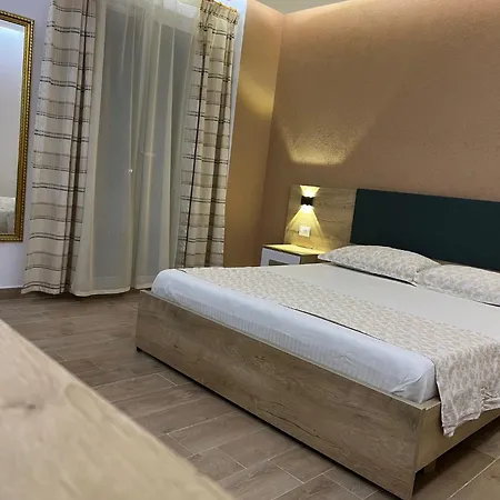 Summer Apartmán Golem (Tirana)