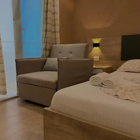 Summer * ゴーレム