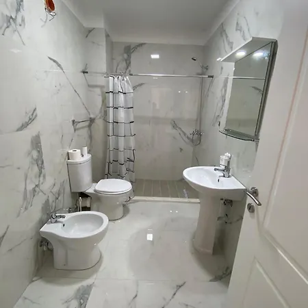 アパート Summer ゴーレム