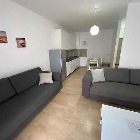 Summer Apartment