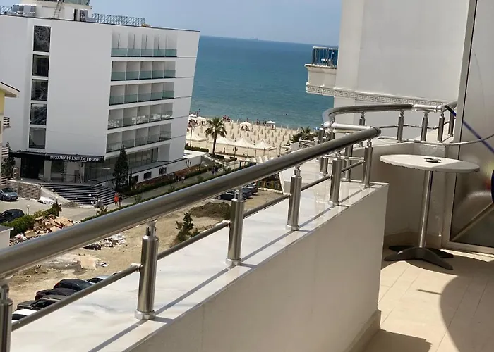 Summer * Golem (Tirana)