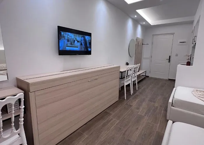 Summer Golem (Tirana)