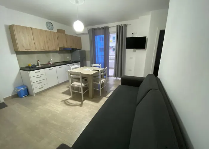 Summer Golem (Tirana)