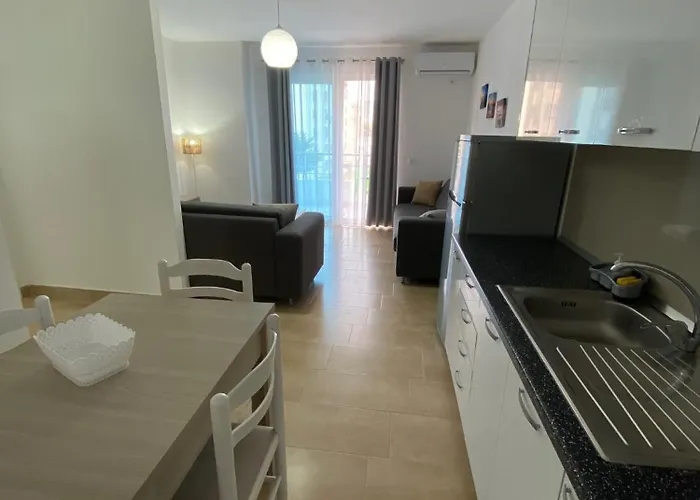 Summer Golem (Tirana)